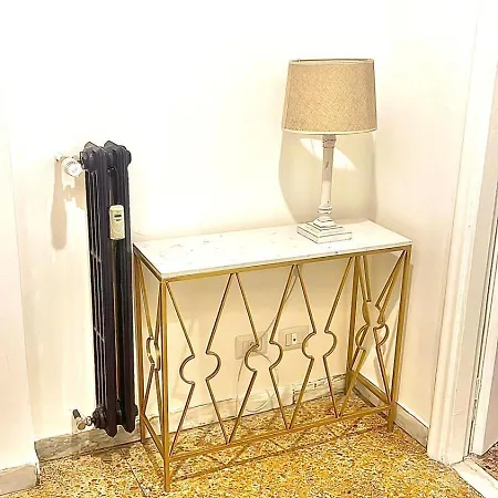Residenza Santa Barbara شقة